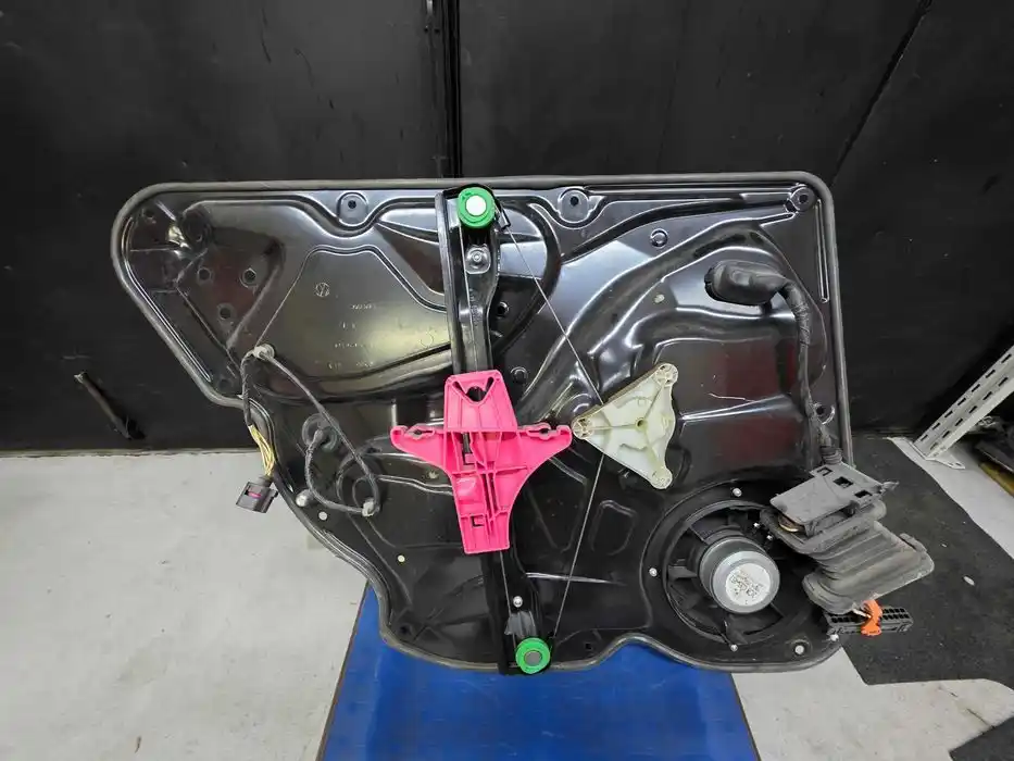 Mechanizm  Podnoszenia Szyby Vw Passat B7 Prawy Tył 3AA.839.756