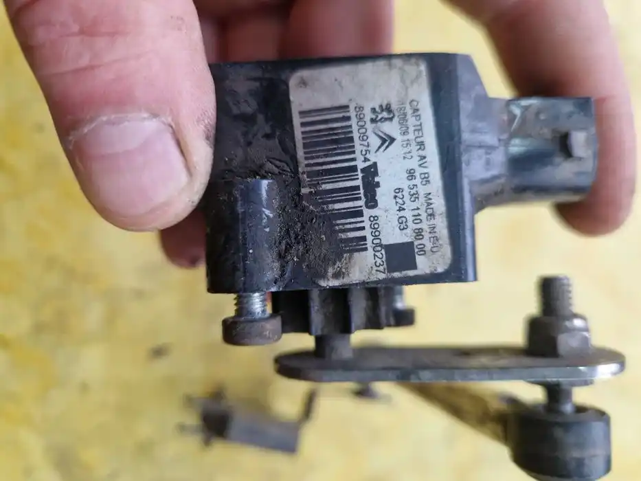 Czujnik Poziomowania Xenon Citroen C4 Grnad Picasso 96.535.110.80.00
