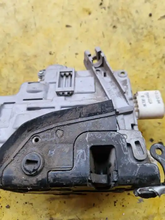 Zamek Drzwi Seat Leon II Prawy Przód -8PIN