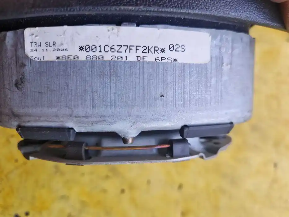 Poduszka Powietrzna Kierowcy Audi A3,A4,A6  8E0.880.201.DE