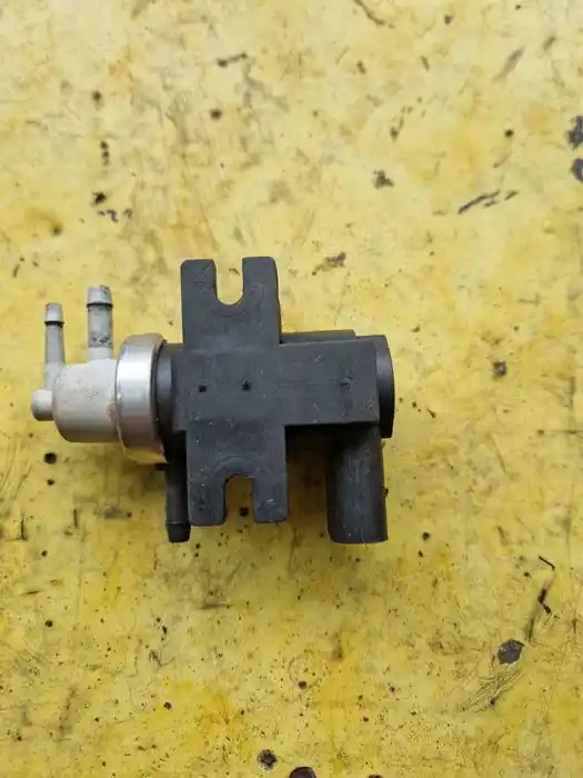 Elektrozawór podciśnienia VW 1J0.906.627.A