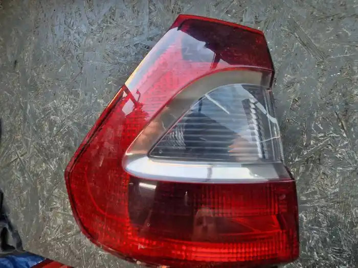 Lampa Lewy Tył Błotnik Ford Galaxy MK II 162455