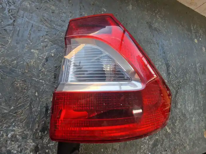 Lampa Prawy Tył Błotnik Ford Galaxy MK II 162.456