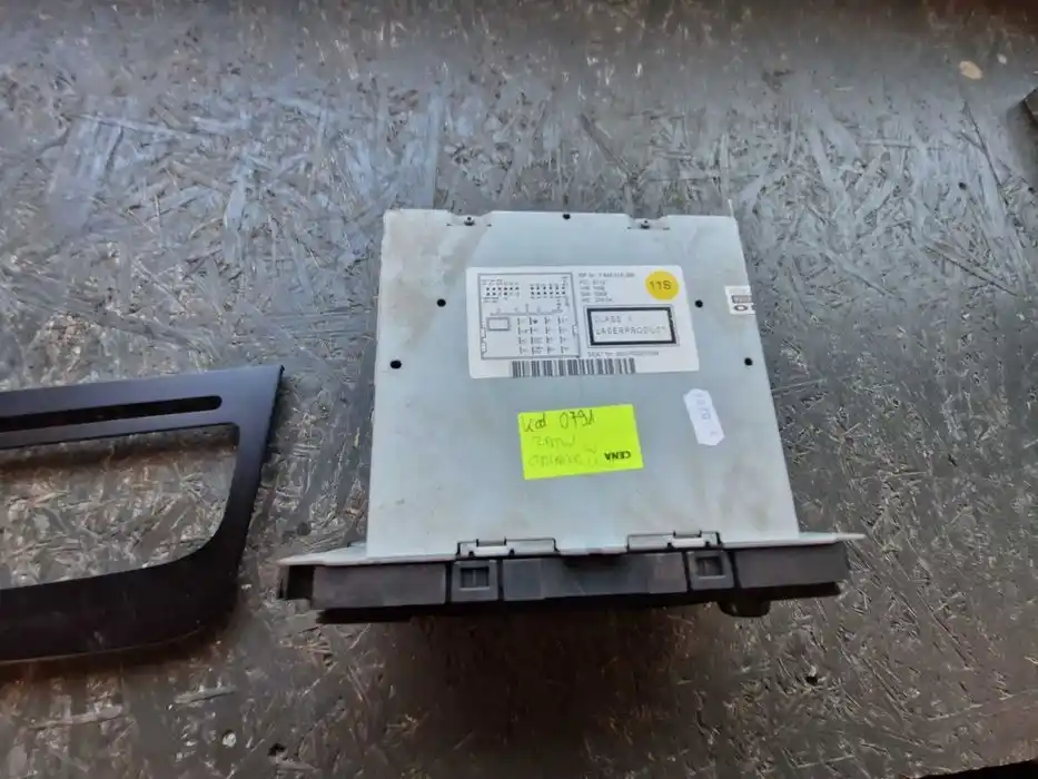 Radio Seat Altea 1P0.035.153B