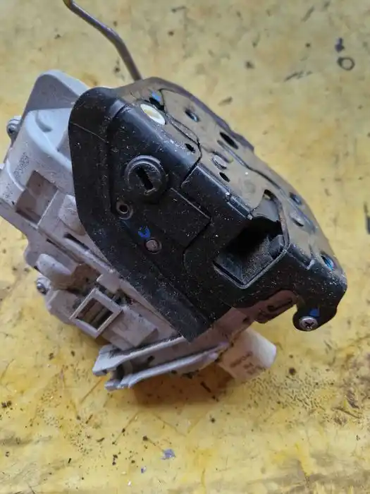 Zamek Drzwi Audi A4 B7 P.T -7PIN 8E0.839.016.AA
