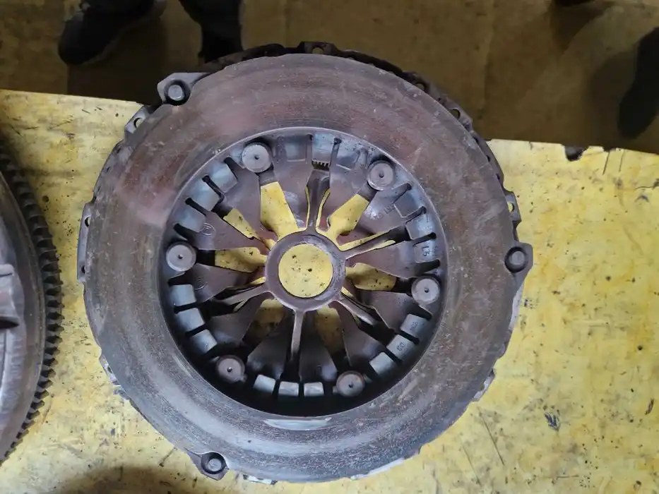 Sprzęgło kpl Vw Audi Seat Skoda 2.0 FSI BVY nr.600.0087.00