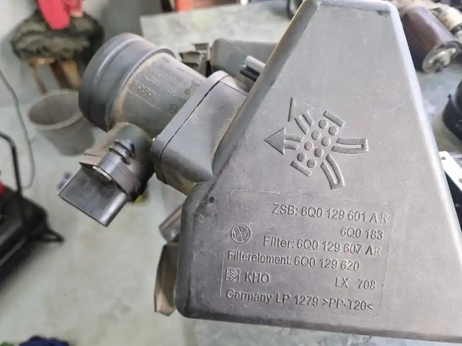 Obudowa Filtra Powietrza Vw Audi Seat Skoda 6Q0.129.601.AR