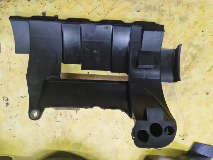 Osłona Fali Olejowej Vw Audi Seat Skoda 06B.103.623.C