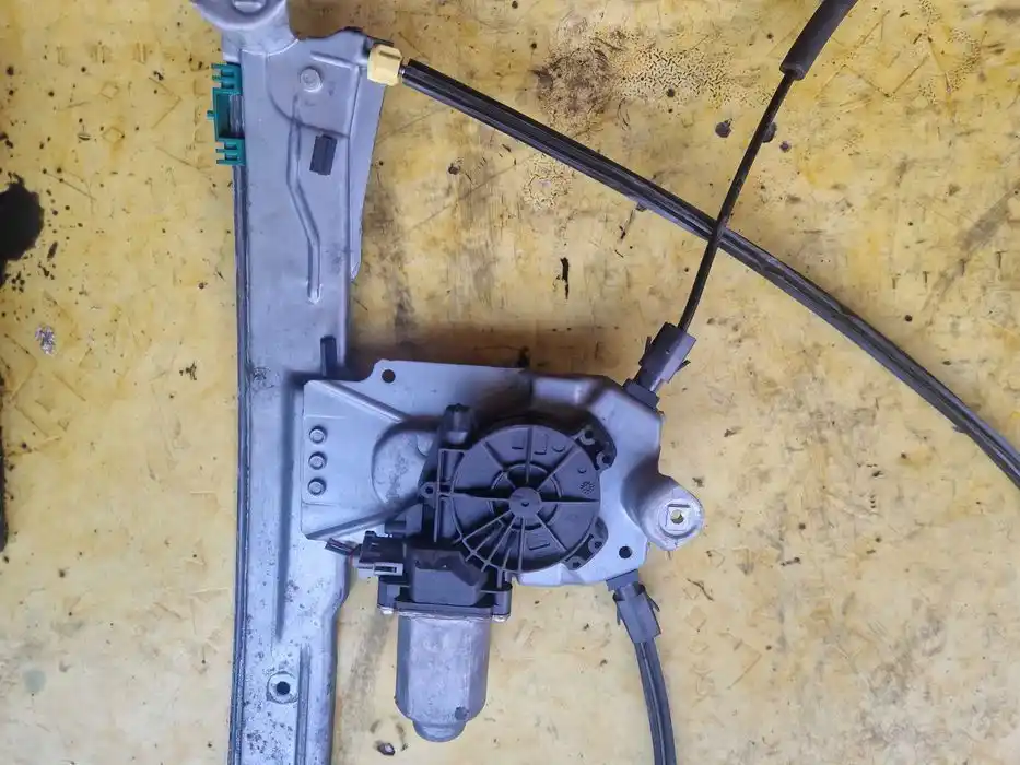Mechanizm Podnoszenia Szyby Renault Clio III Fl Prawy Przód 400.857E