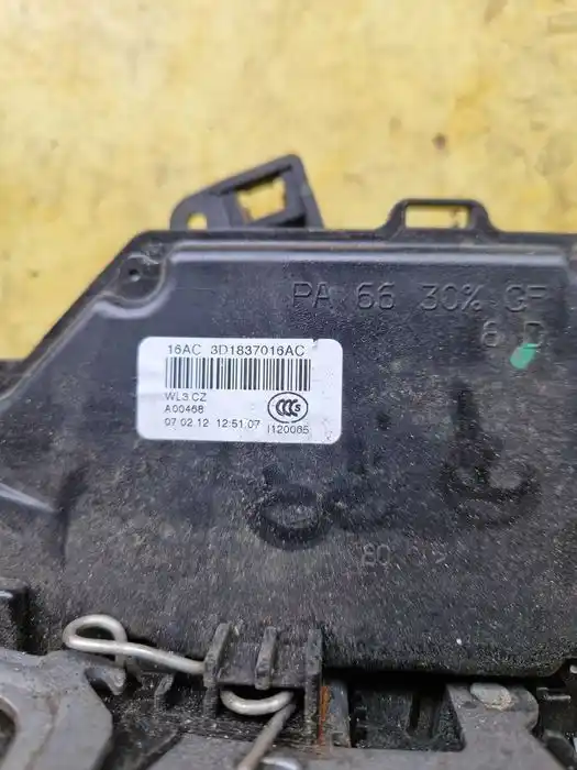 Zamek Drzwi Skoda Octavia II P.P -9PIN 3D1.837.016.AC