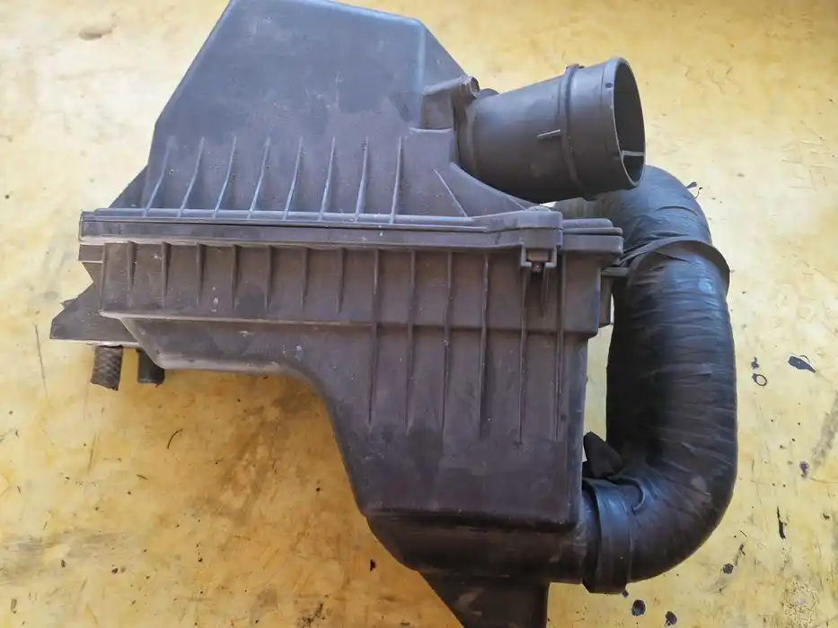 Obudowa Filtra Powietrza Suzuki Opel 1.3 DDIS 53K-A01