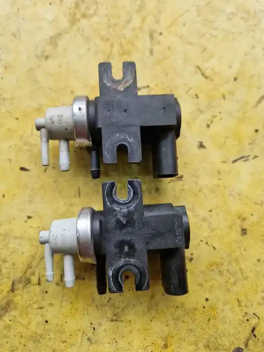 Elektrozawór podciśnienia VW 1J0.906.627.B