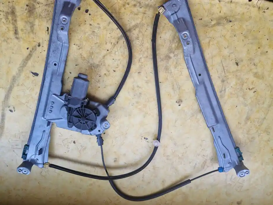 Mechanizm Podnoszenia Szyby Renault Clio III Fl Lewy Przód 400.856E