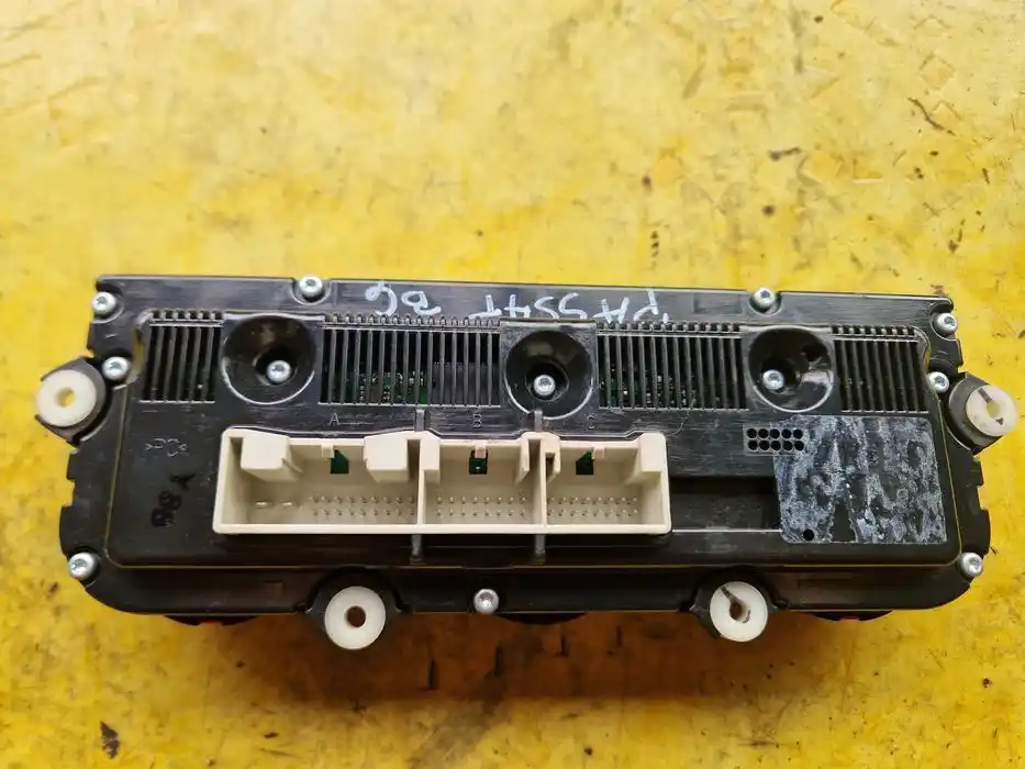 Panel Klimatyzacji Vw Passat B6 2.0 TDI BMP 3C0.907.044.AC