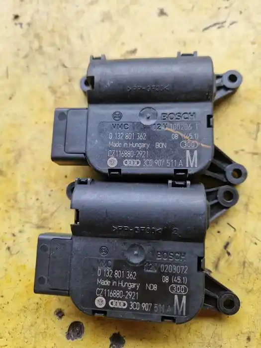 Silniczek Nagrzewnicy Vw Audi Seat Skoda 0132.801.362