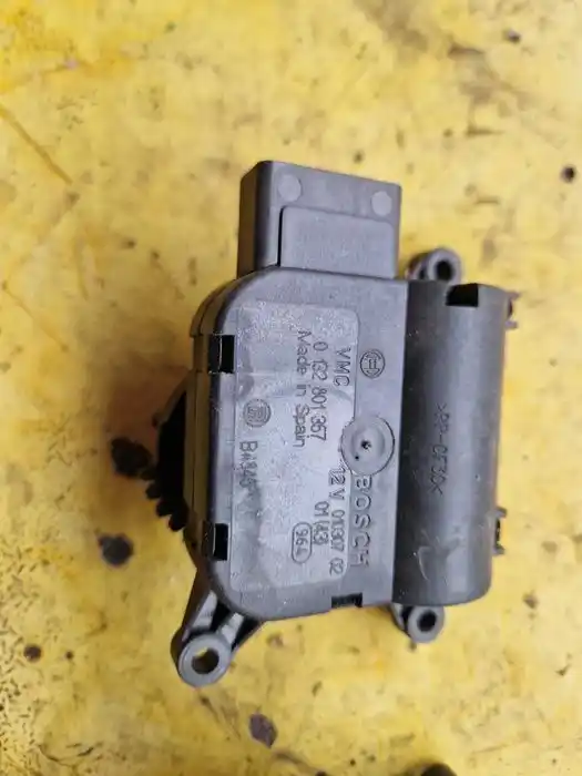 Silniczek Nagrzewnicy Vw Audi Seat Skoda 0132.801.357