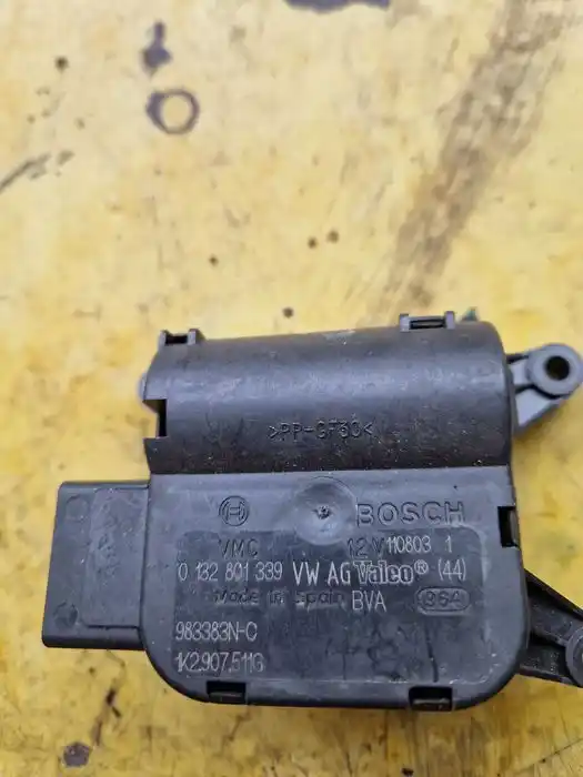 Silniczek Nagrzewnicy Vw Audi Seat Skoda 0132.801.339