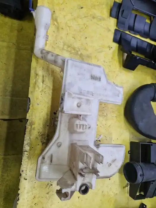 Zbiorniczek Płynu Spryskiwaczy Citroen C5 III x7 96.834.882.80