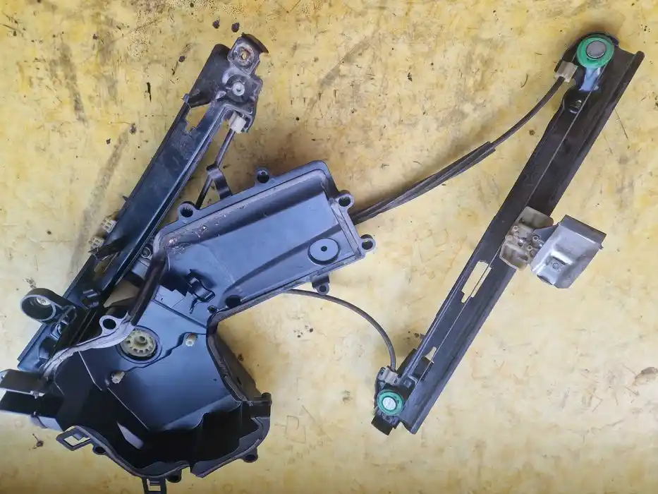 Mechanizm Podnoszenia Szyby Seat Leon II Lewy Przód 1P0.867.435