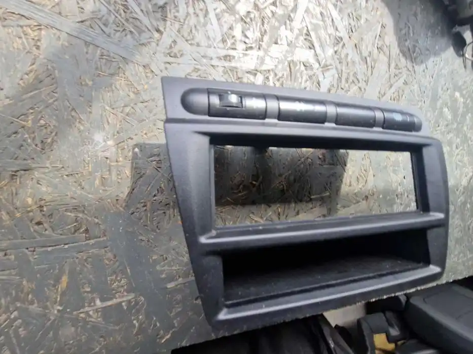 Ramka Środkowa Kia Picanto I SA846.02A