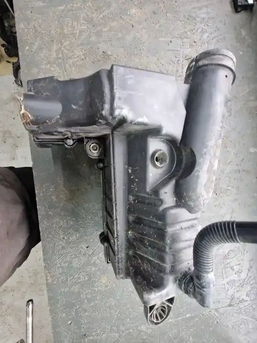 Obudowa Filtra Powietrza Vw Audi Seat Skoda 3C0.129.607.AQ