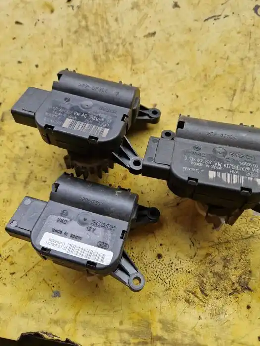 Silniczek Nagrzewnicy Seat Leon II 0132.801.337