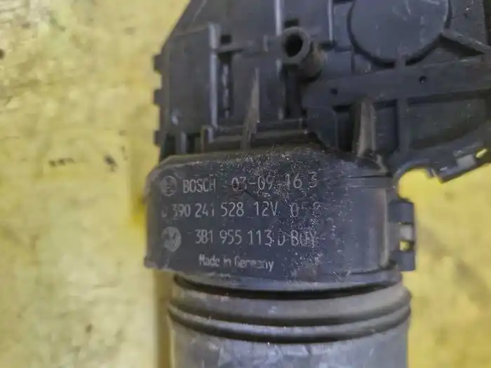 Silniczek Przednich Wycieraczki Vw Passat B5 Fl 3B1.955.113D