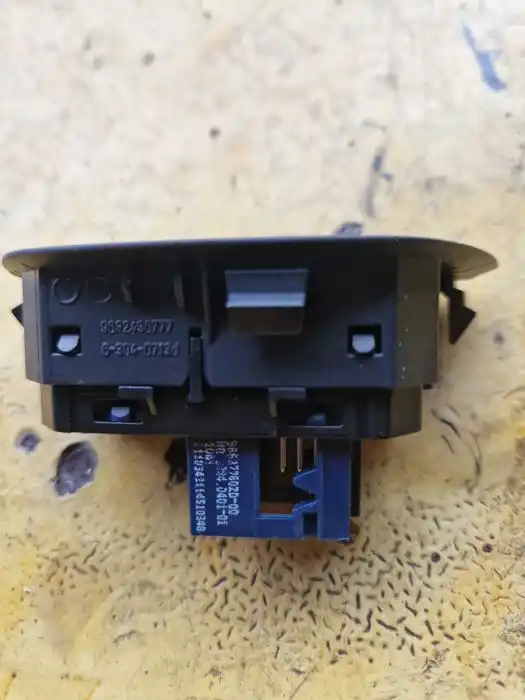 Panel Przełącznik Alarmu Citroen C5 IIIx7 96.824.367.77