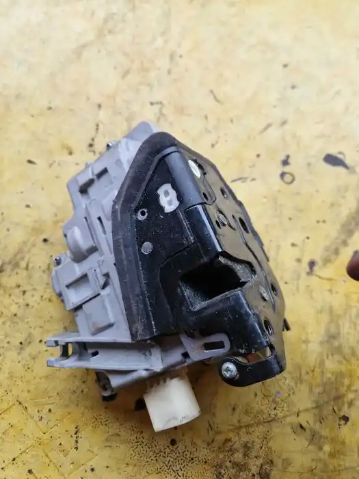 Zamek Drzwi Vw Passat B6 Prawy Przód -7PIN 3C1.837.016.A
