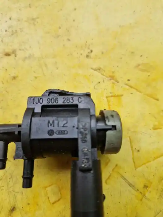 Elektrozawór podciśnienia VW 1J0.906.283.C