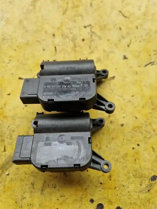 Silniczek Nagrzewnicy Vw Audi Seat Skoda 0132.801.344