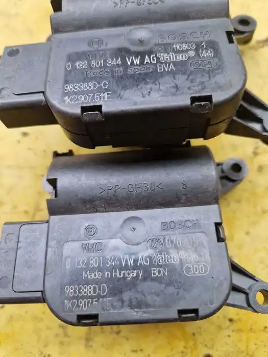 Silniczek Nagrzewnicy Vw Audi Seat Skoda 0132.801.344