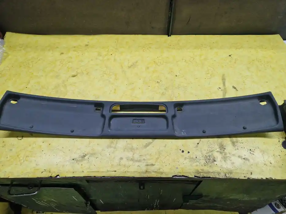 Listwa Podsufitki Audi TT8N 8N7.867.512