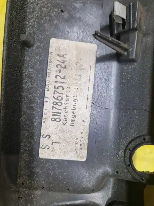 Listwa Podsufitki Audi TT8N 8N7.867.512