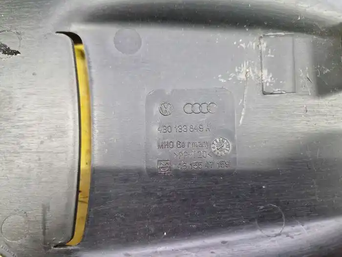 Osłona Filtra Powietrza Vw Passat B5 FL  4B0.133.849.A