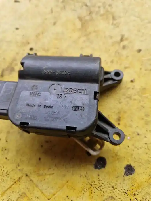 Silniczek Nagrzewnicy Vw Audi Seat Skoda 0132.801.327