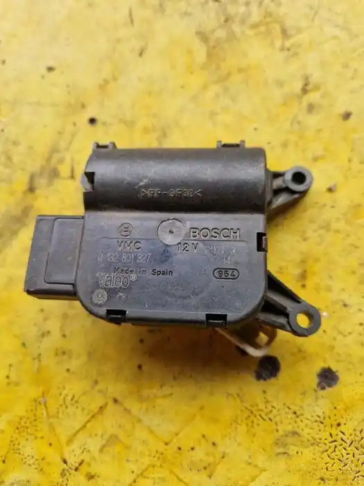 Silniczek Nagrzewnicy Vw Audi Seat Skoda 0132.801.327