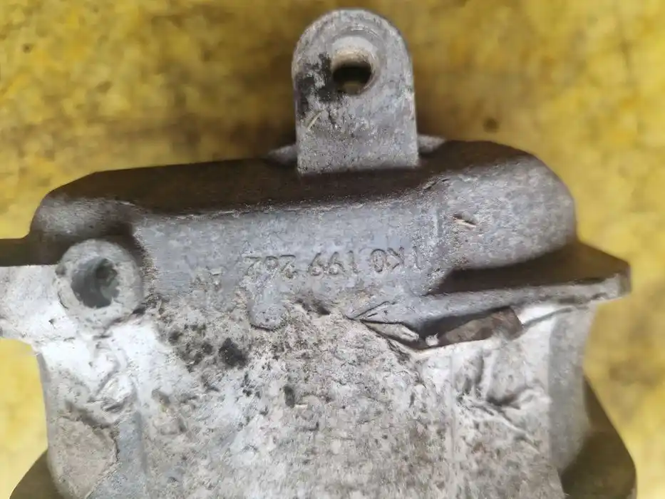 Poduszka Silnik Vw Audi Seat Skoda 1K0.199.262AM