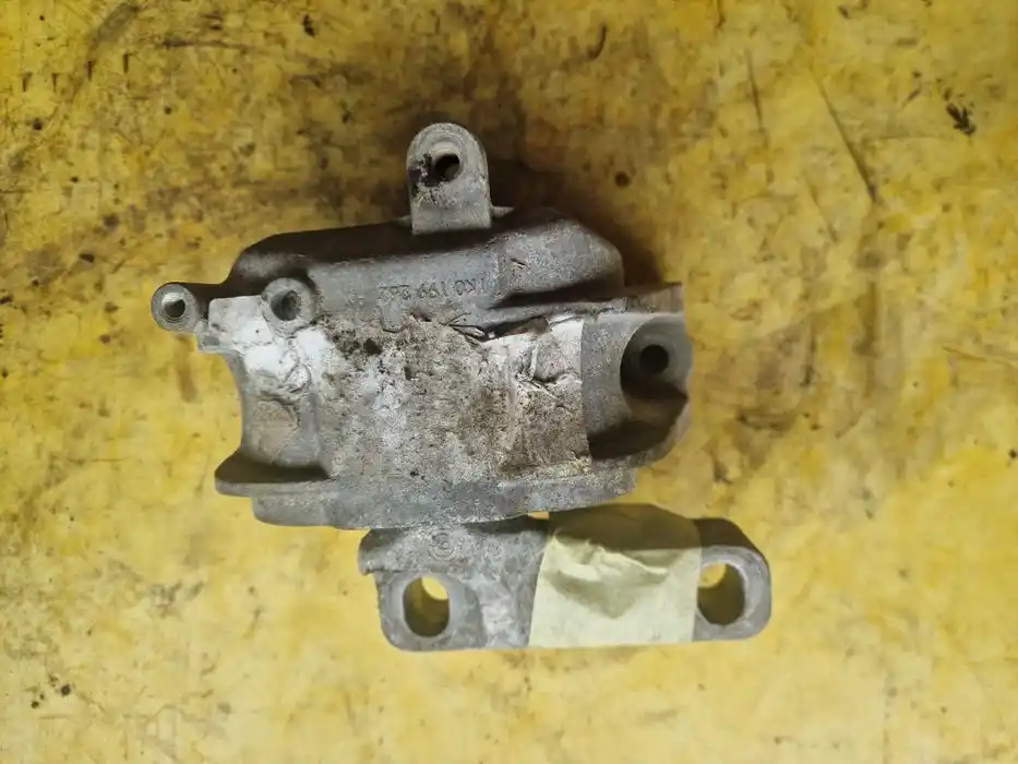 Poduszka Silnik Vw Audi Seat Skoda 1K0.199.262AM