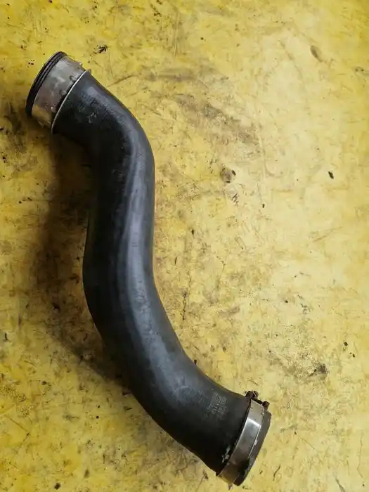 Rura Inter Coolera Vw Audi Seat Skoda 8E0.145.737F