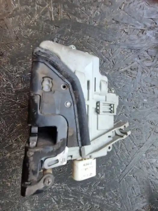 Zamek Drzwi Lewy Przód  Seat Altea XL 1P1.837.015-9PIN