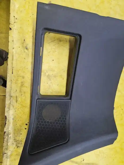 Boczek Audi Audi TT 8N Cabrio Lewy 8N7.863.567