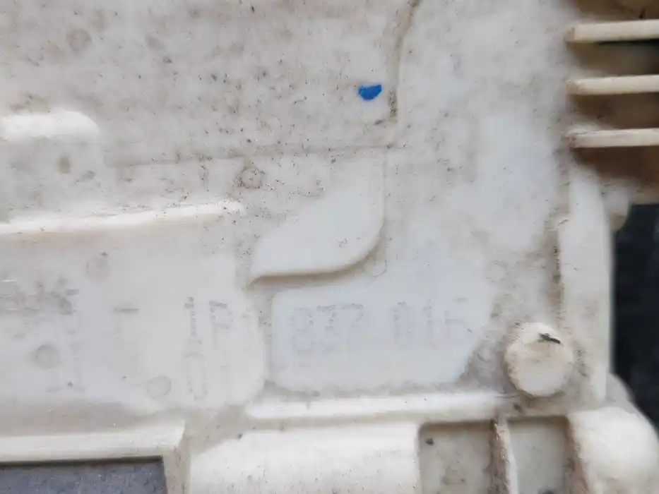 Zamek Drzwi Prawy Przód  Seat Altea XL 1P1.837.016-7PIN