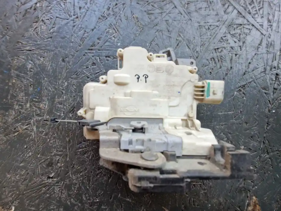 Zamek Drzwi Prawy Przód  Seat Altea XL 1P1.837.016-7PIN