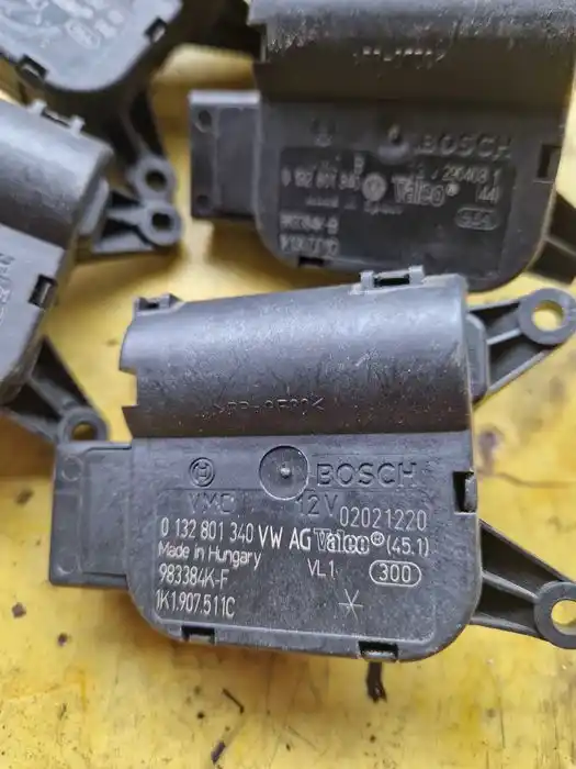 Silniczek Nagrzewnicy Vw Audi Seat Skoda 0132.801.340
