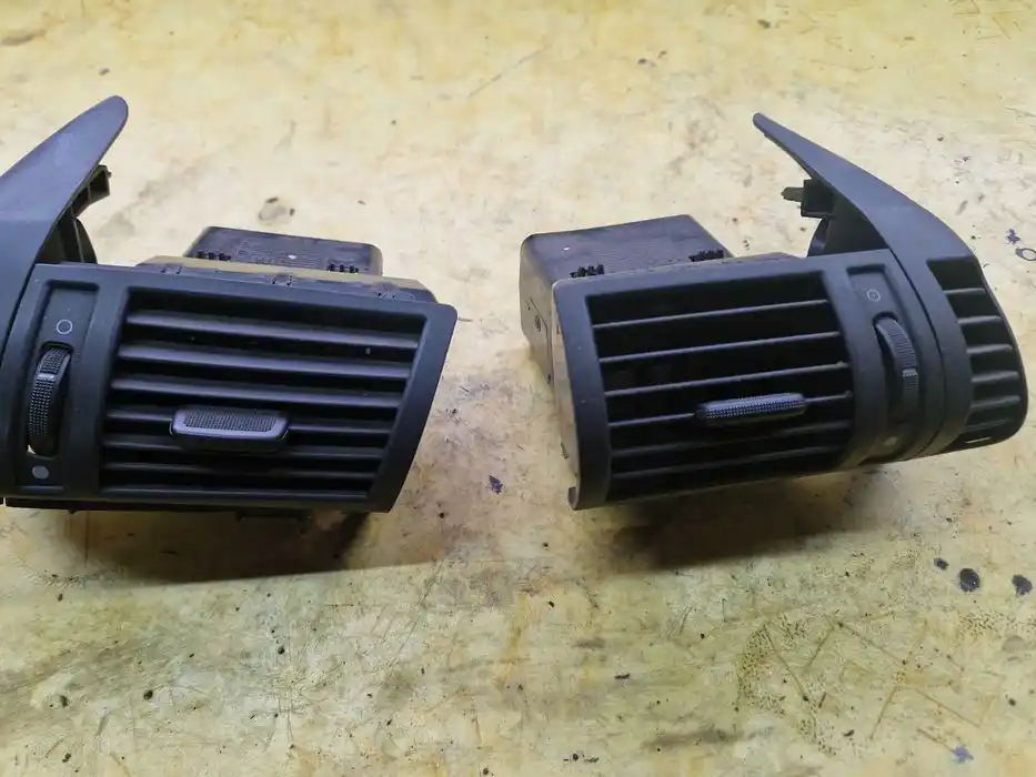 Kratki Nawiewu Fiat Stilo Lewy LS348201