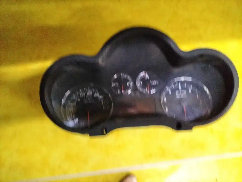Licznika Alfa Romeo 147 1.6 Benzyna