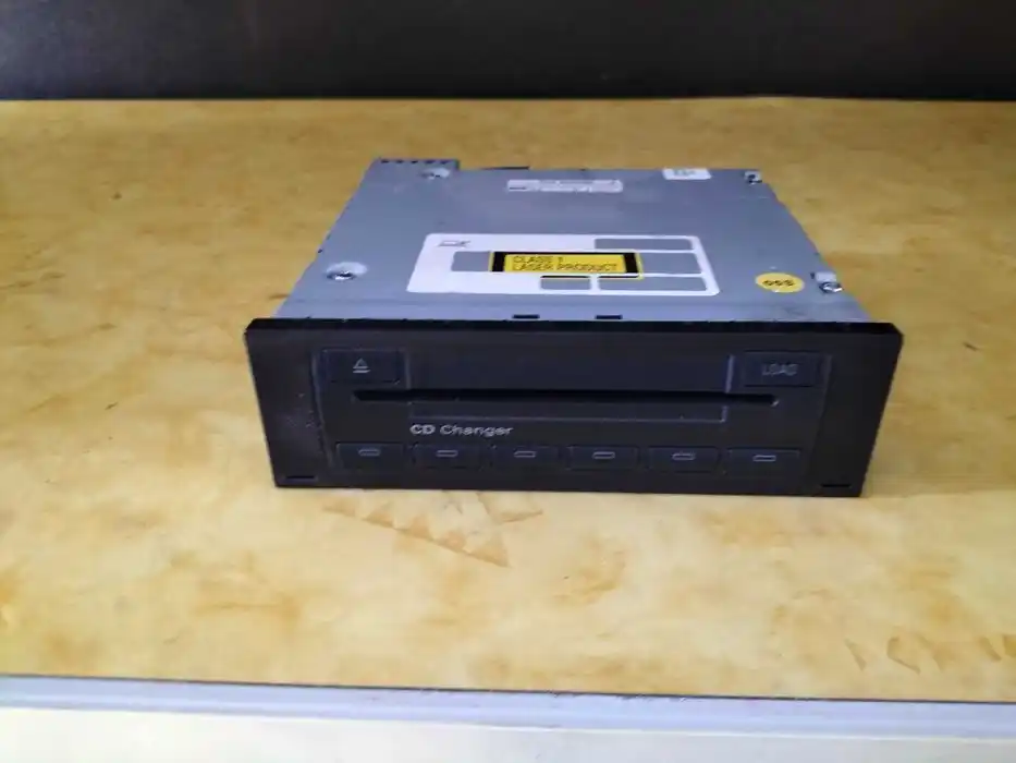 Zmieniarka CD Audi A3 8P