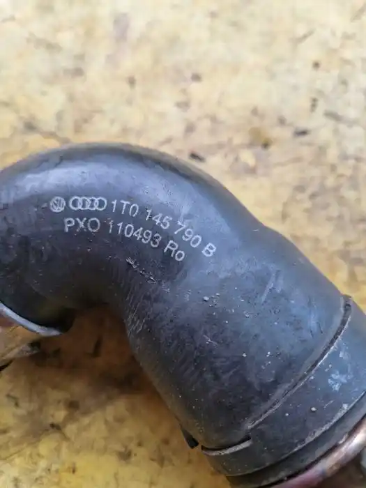 Kolanko Rura Turbiny Vw Audi Seat Skoda 1T0.145.790B