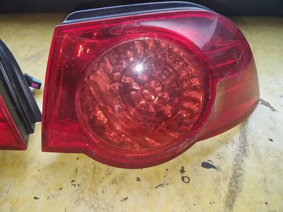 Lampy tył Vw Eos z obrysówkami kpl